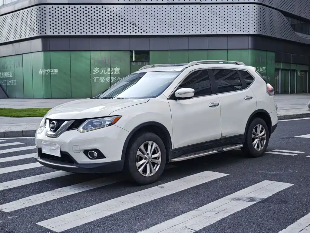 Nissan X-Trail 2015