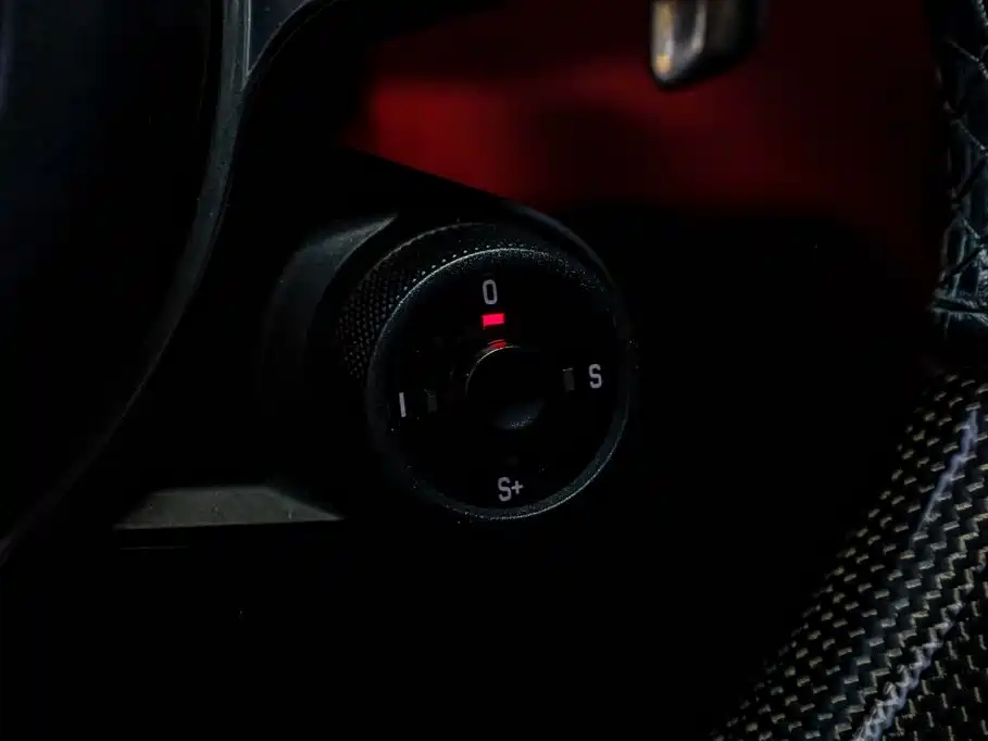 Porsche Cayenne 2020 — фото 18