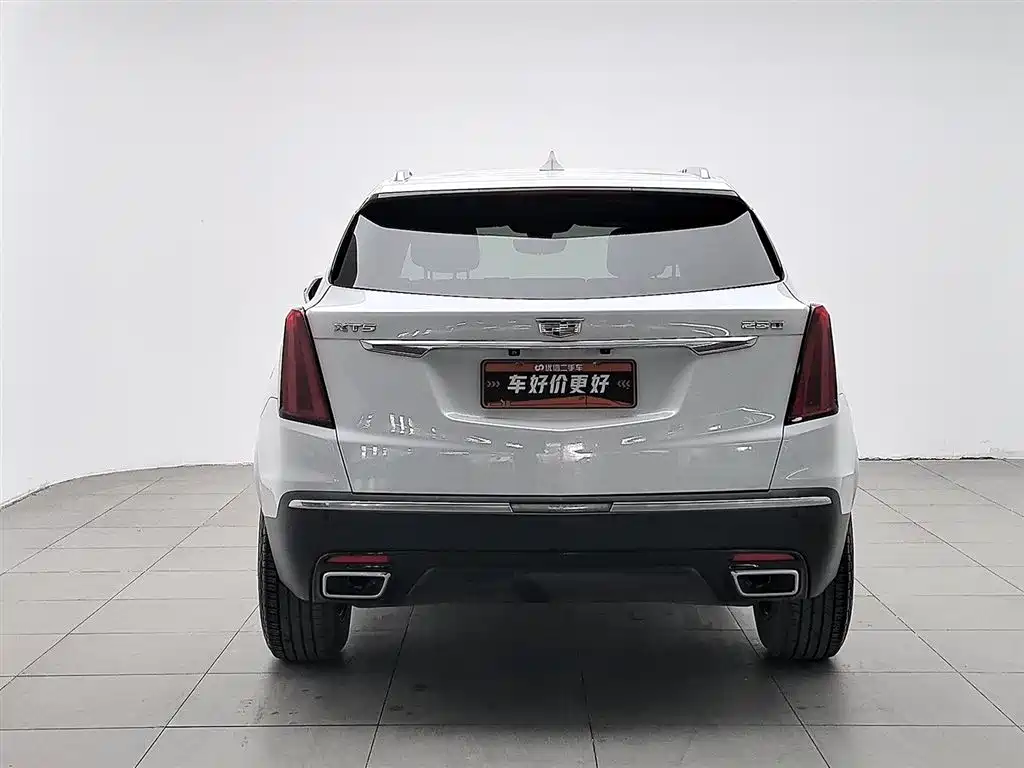 Cadillac XT5 2020 — фото 4