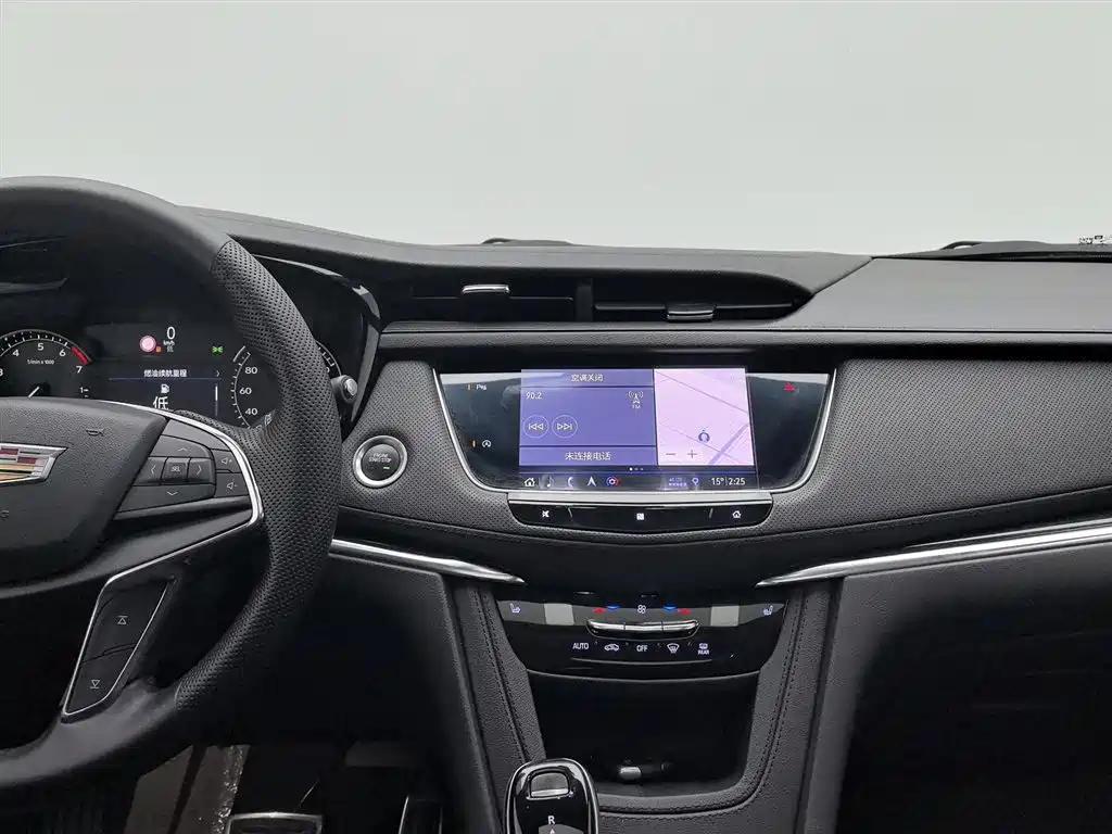 Cadillac XT5 2020 — фото 12
