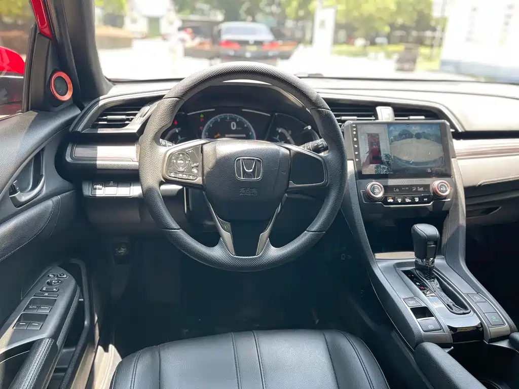 Honda Civic 2022 — фото 12