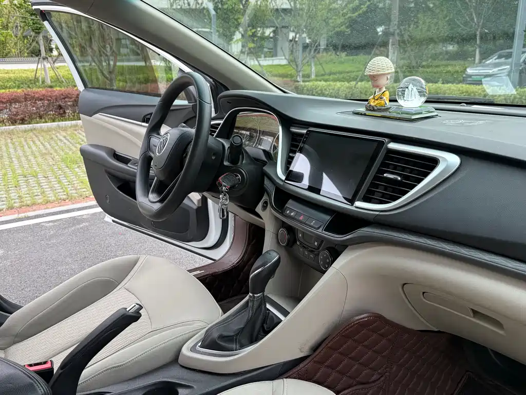 Buick Excelle 2018 — фото 9