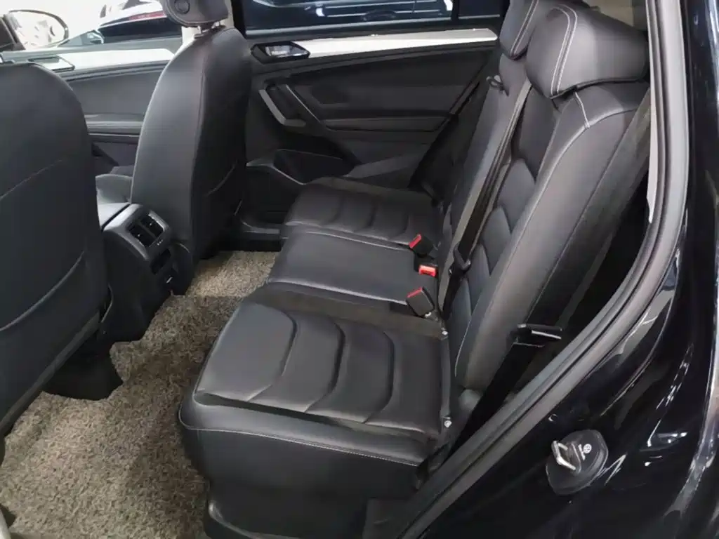 Volkswagen Tiguan L 2018 — фото 17