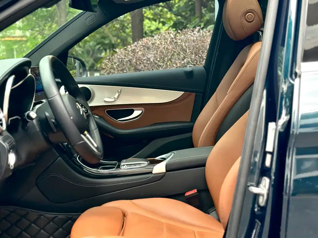 Mercedes-Benz GLC 2020 — фото 23
