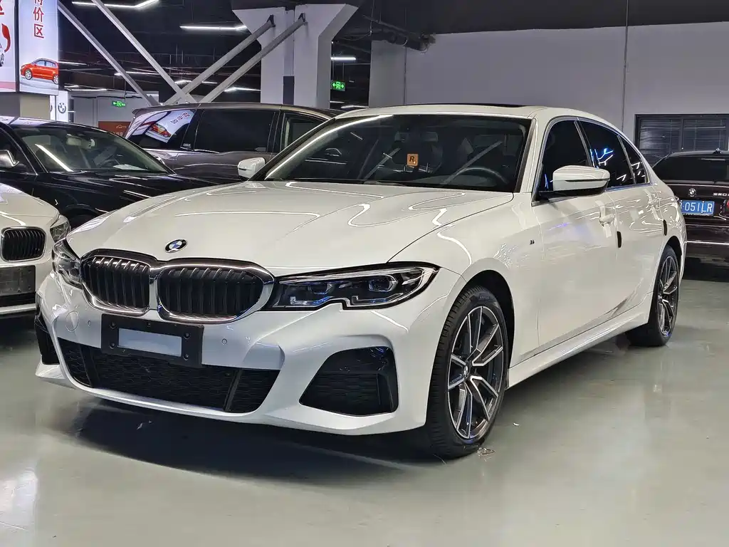 BMW 3 Series 2021