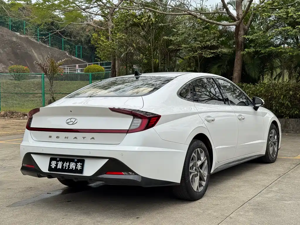 Hyundai Sonata 2022 — фото 18