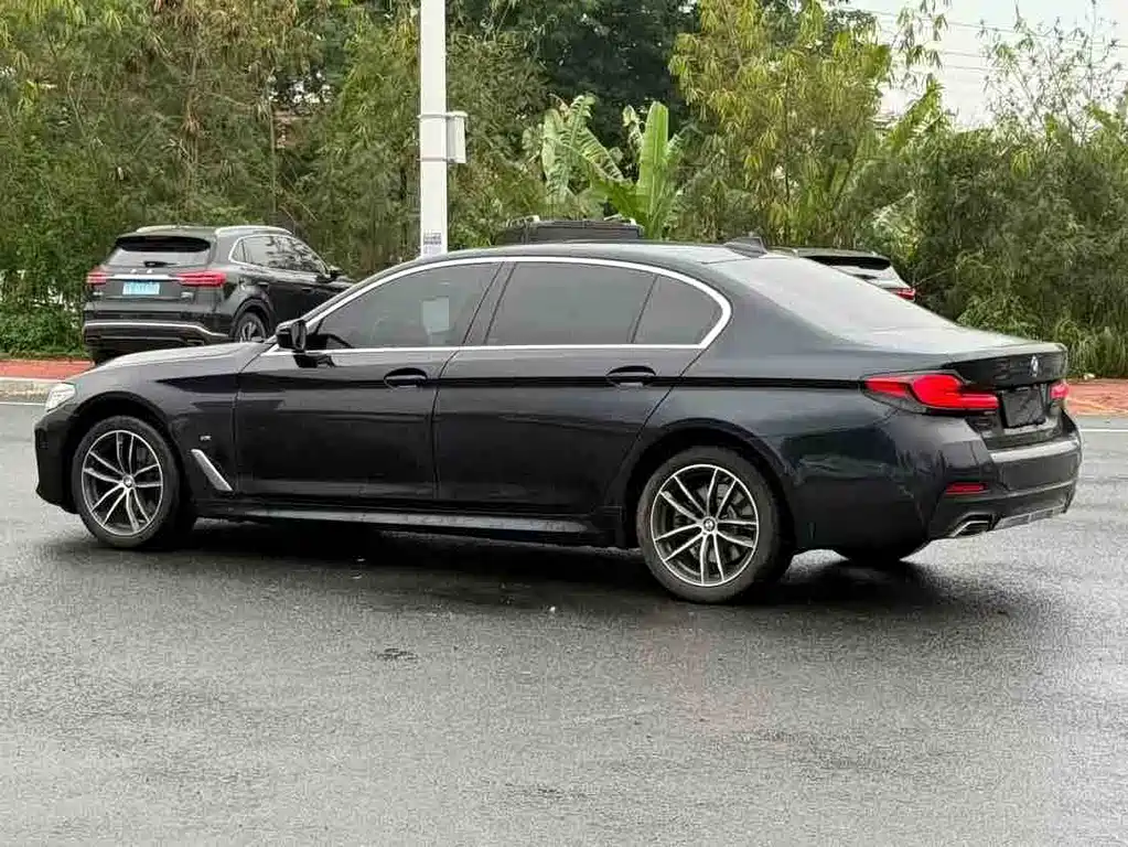 BMW 5 Series 2023