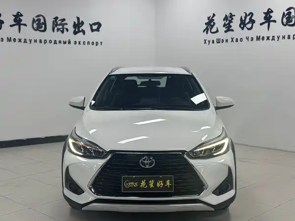 Toyota Yaris L 2023