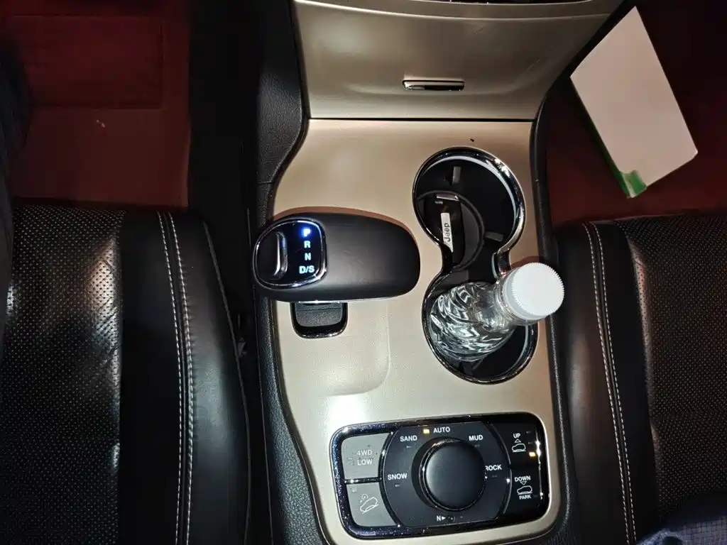 Jeep Grand Cherokee 2014