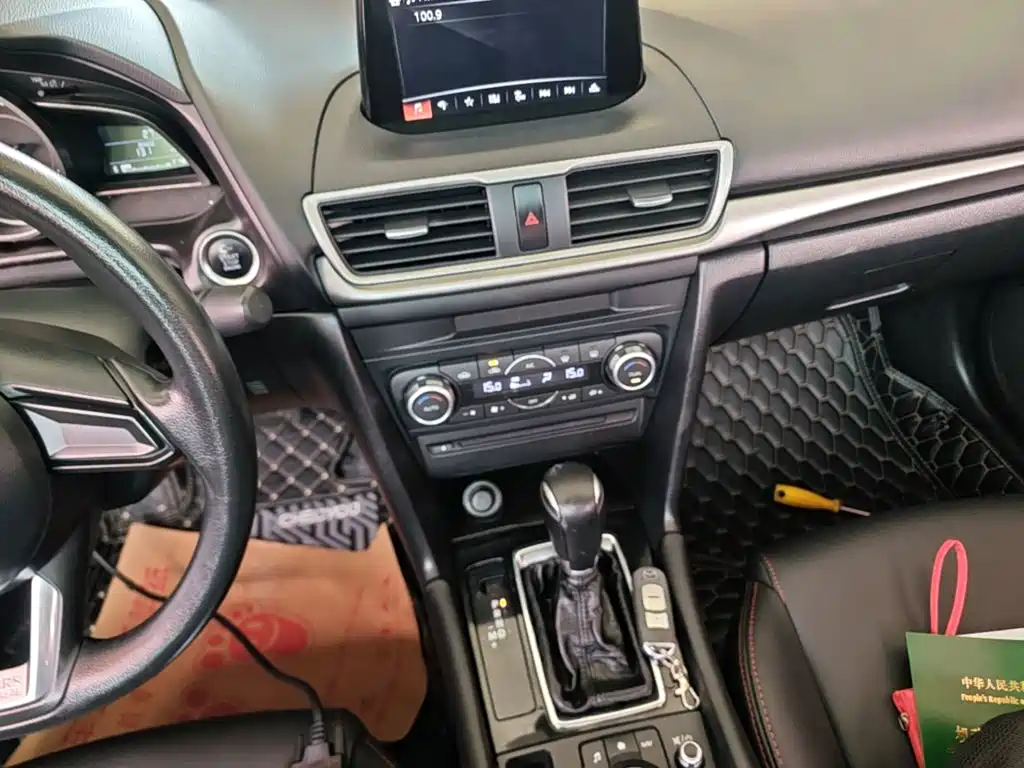 Mazda 3 Angkesela 2017 — фото 13