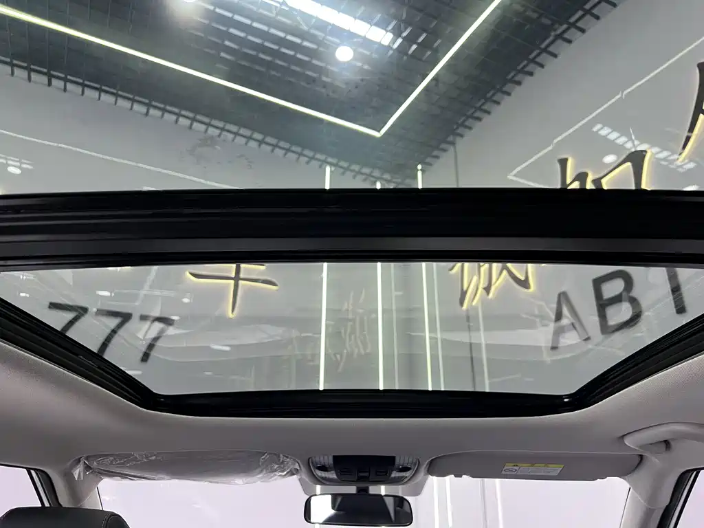 Kia KX3 2023 — фото 15