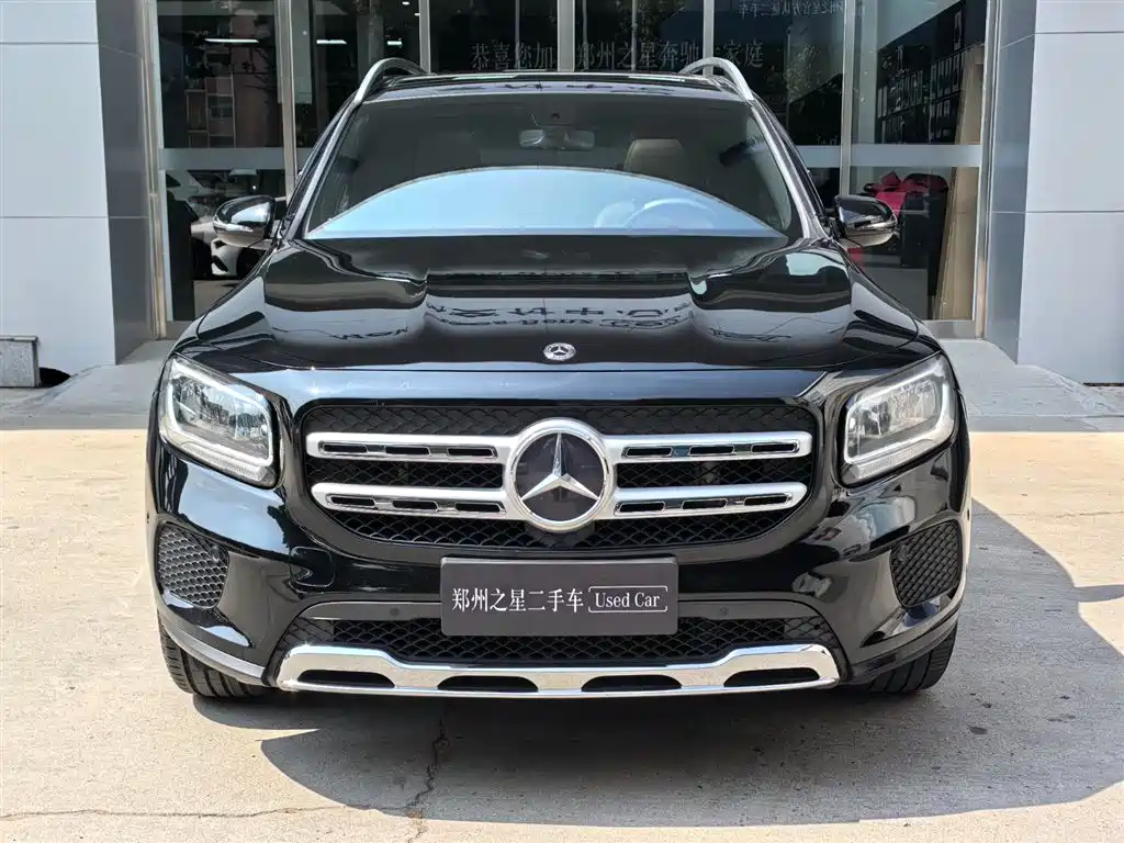 Mercedes-Benz GLB 2021