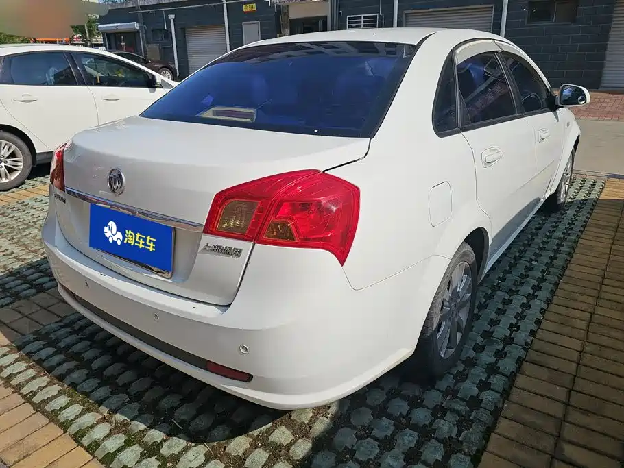 Buick Excelle 2013