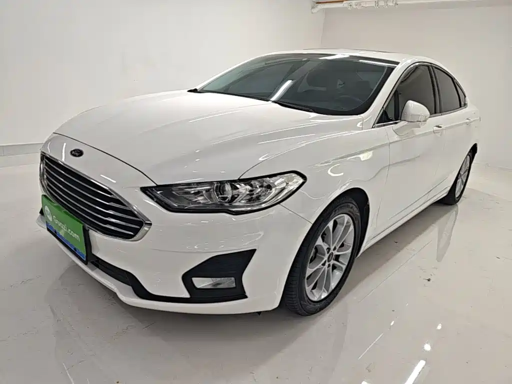 Ford Mondeo 2021 — фото 1