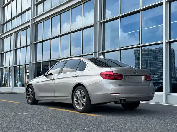 BMW 3 Series 2017