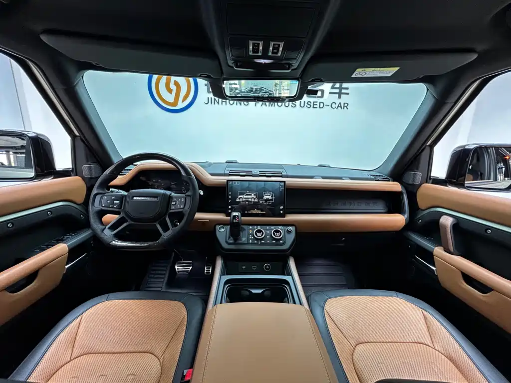 Land Rover Defender 2022 — фото 18