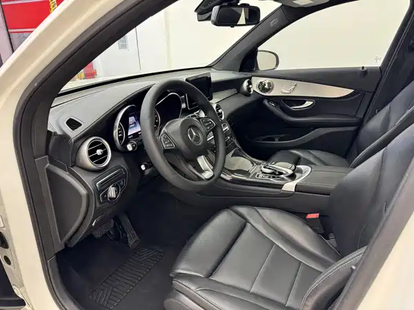 Mercedes-Benz GLC 2016
