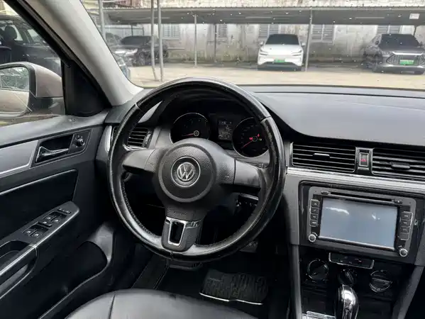 Volkswagen Bora 2015