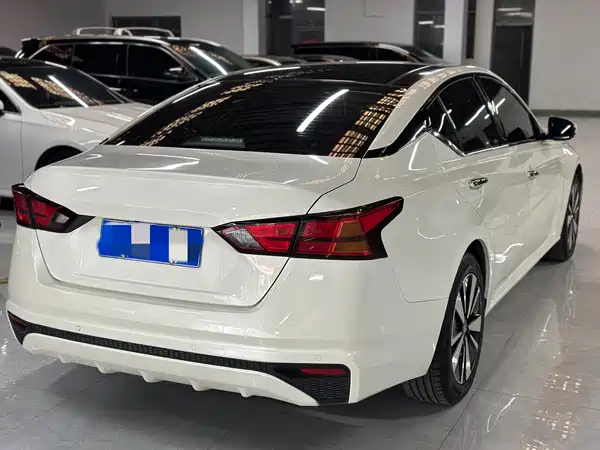 Nissan Teana 2020