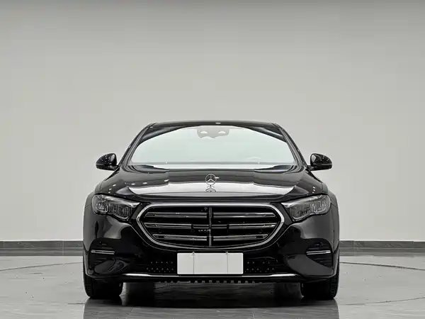 Mercedes-Benz E-Class 2025