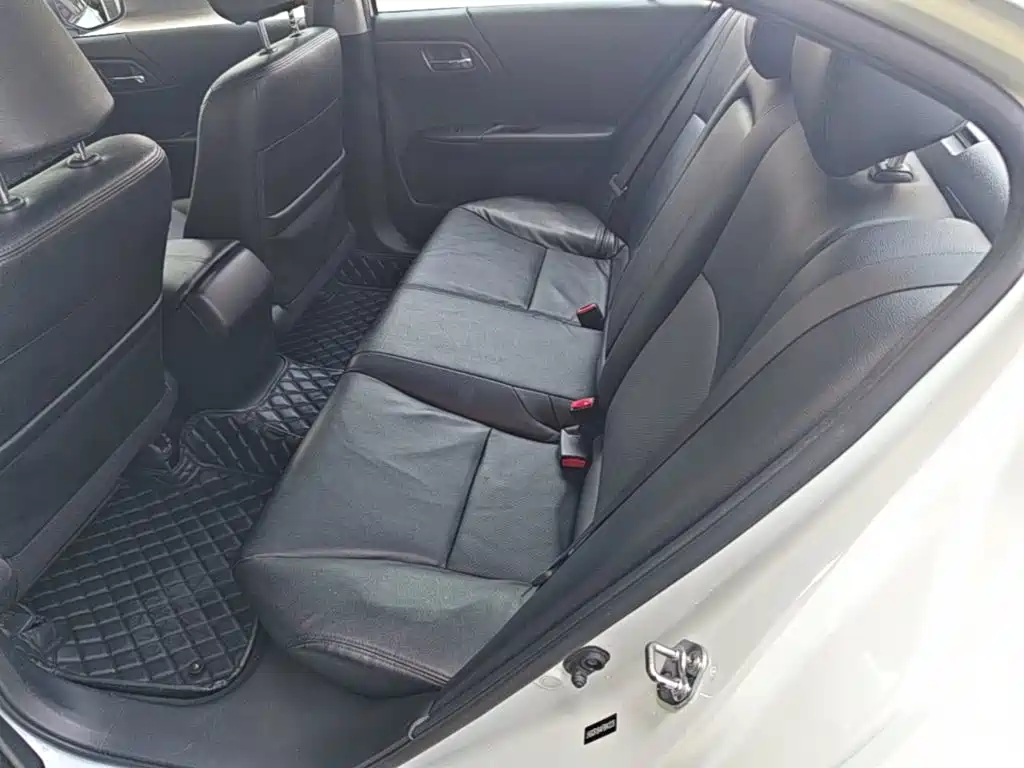Honda Accord 2015 — фото 13