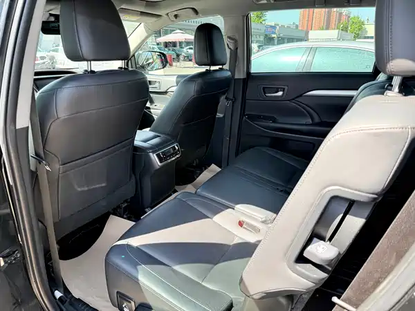 Toyota Highlander 2018