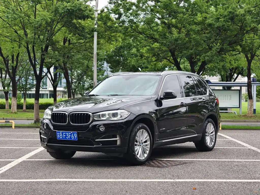 BMW X5 2015 — фото 1