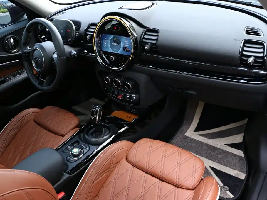 MINI Clubman 2022 — фото 13