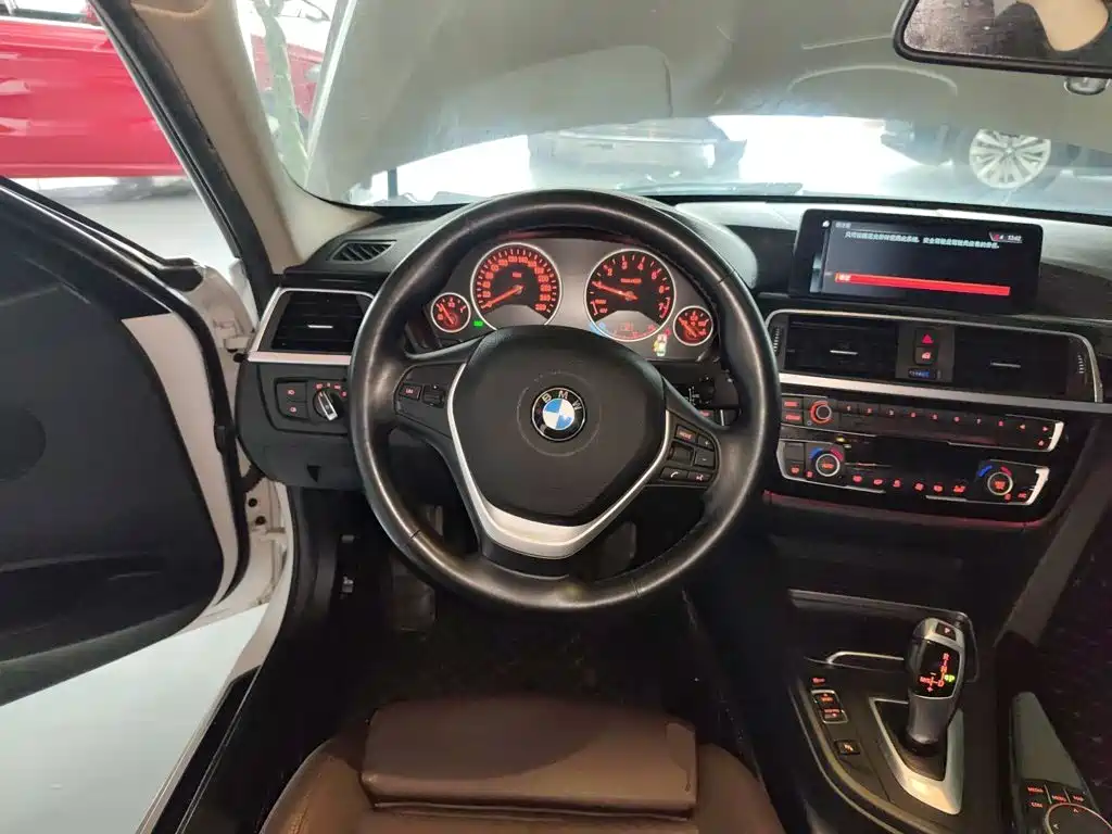 BMW 3 Series 2019