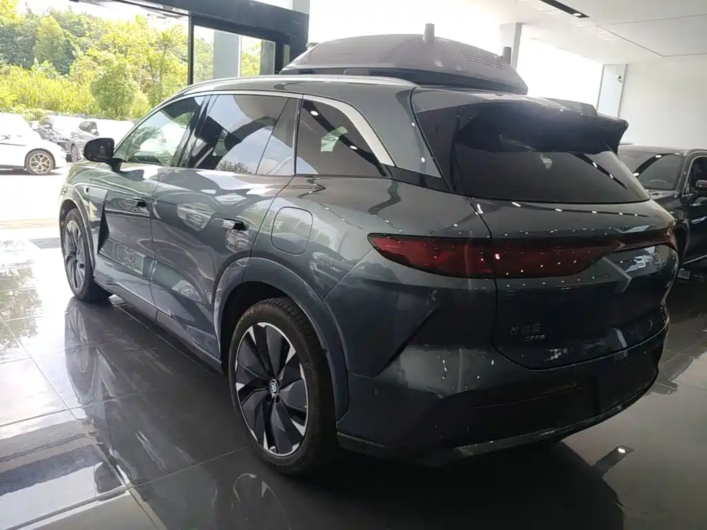 BYD Tang L 2025