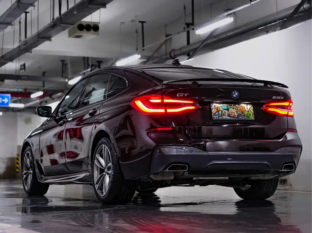 BMW 6 Series GT 2018 — фото 12
