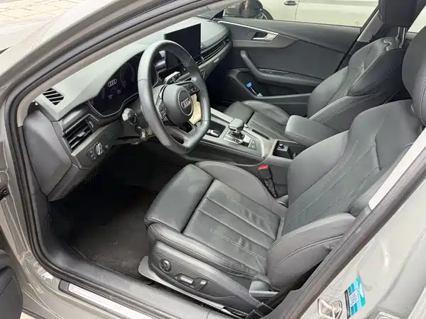 Audi A4 2021