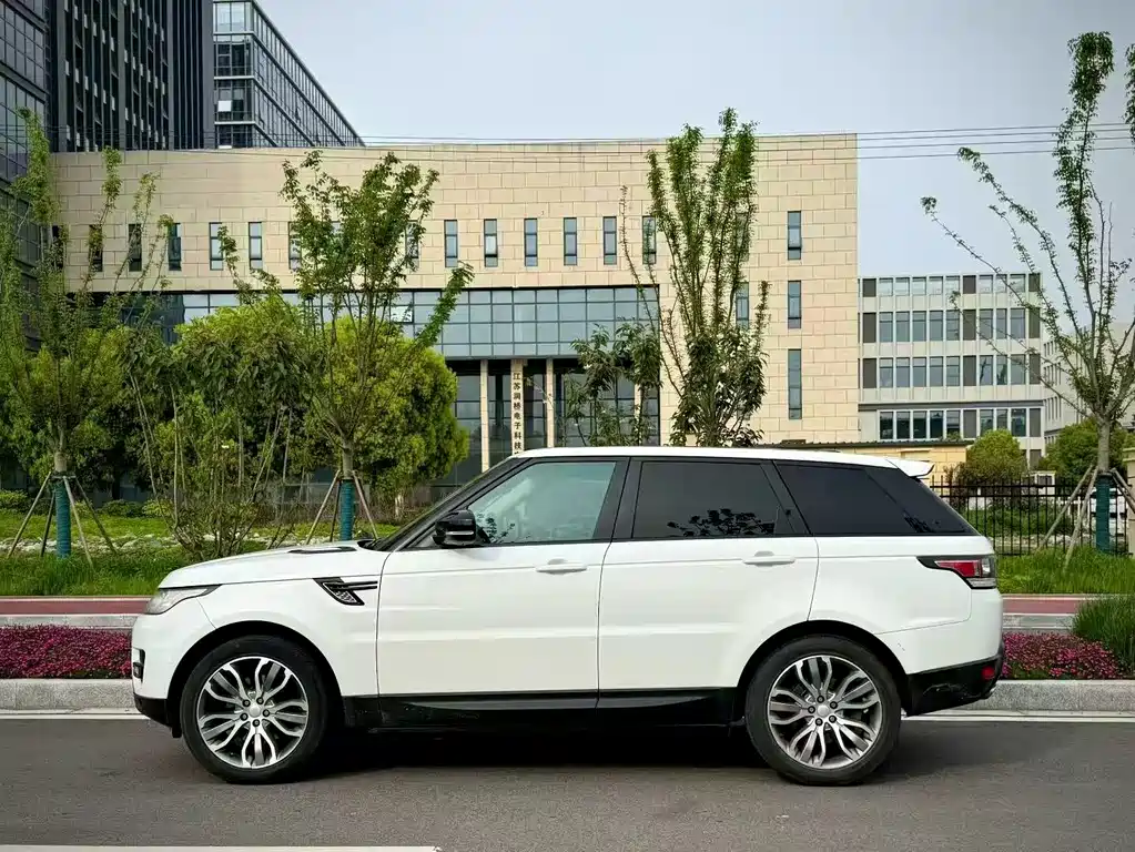 Land Rover Range Rover Sport 2016 — фото 5