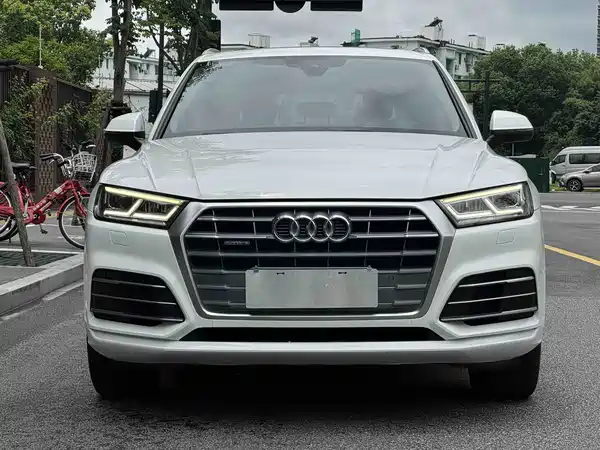Audi Q5L 2019