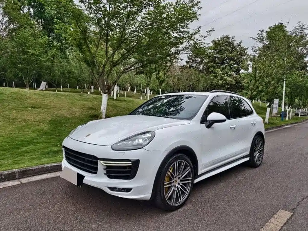 Porsche Cayenne 2015