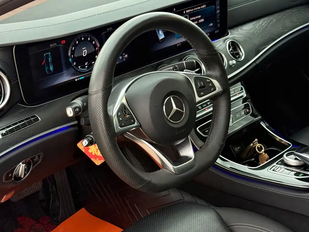 Mercedes-Benz E-Class 2018 — фото 15