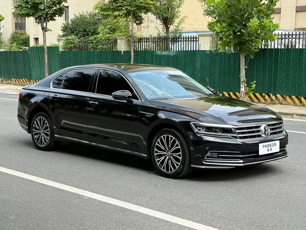 Volkswagen Phideon 2021 — фото 3