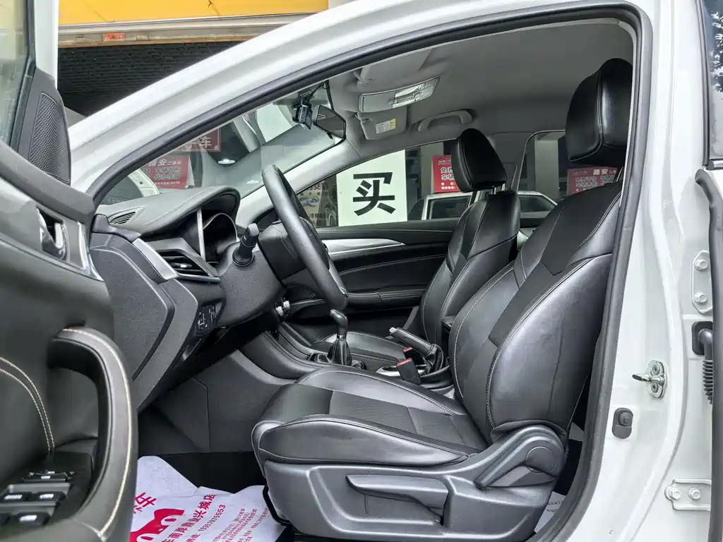 Changan Escape 2019 — фото 10