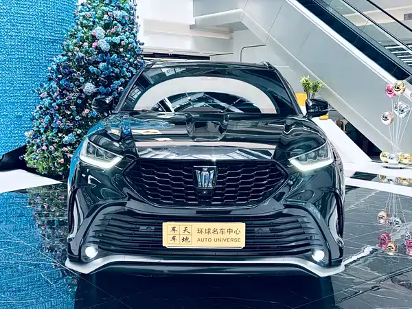 Toyota Crown Kluger 2021