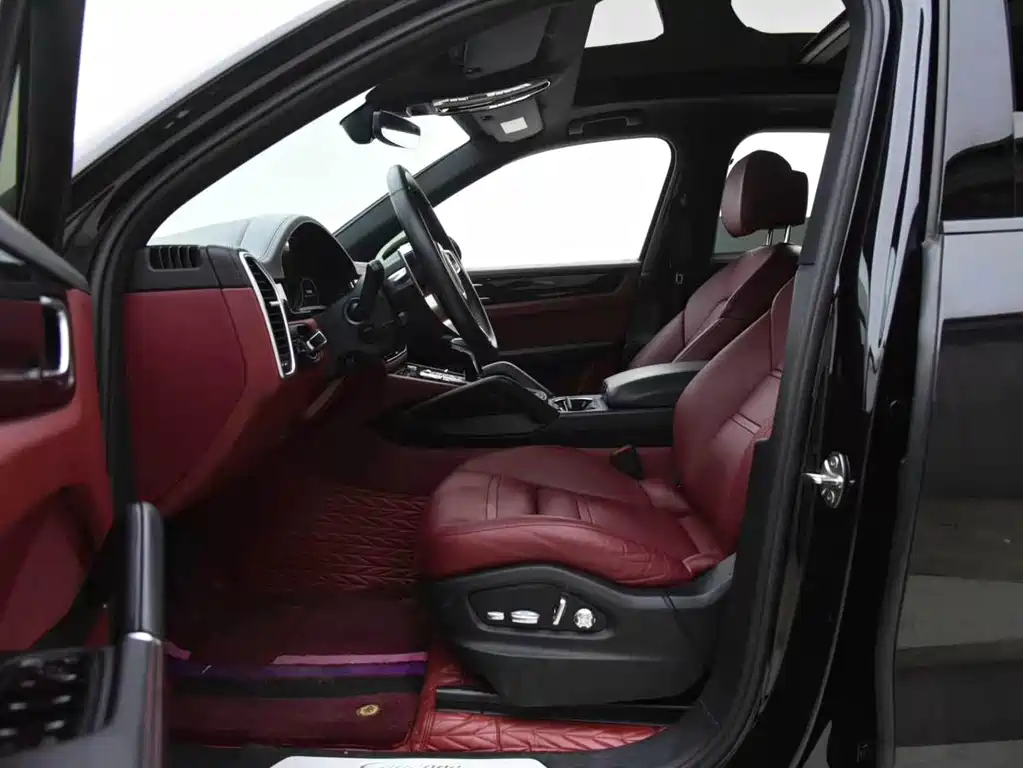 Porsche Cayenne New Energy 2020 — фото 13