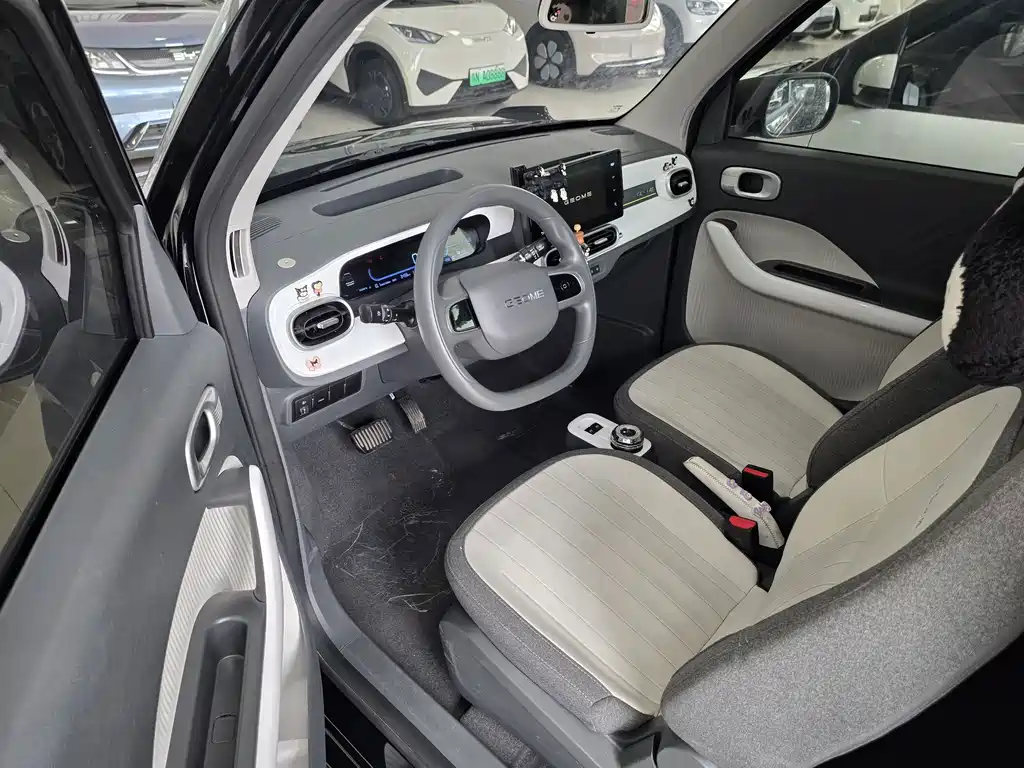 Geely Galaxy Panda 2026 — фото 2