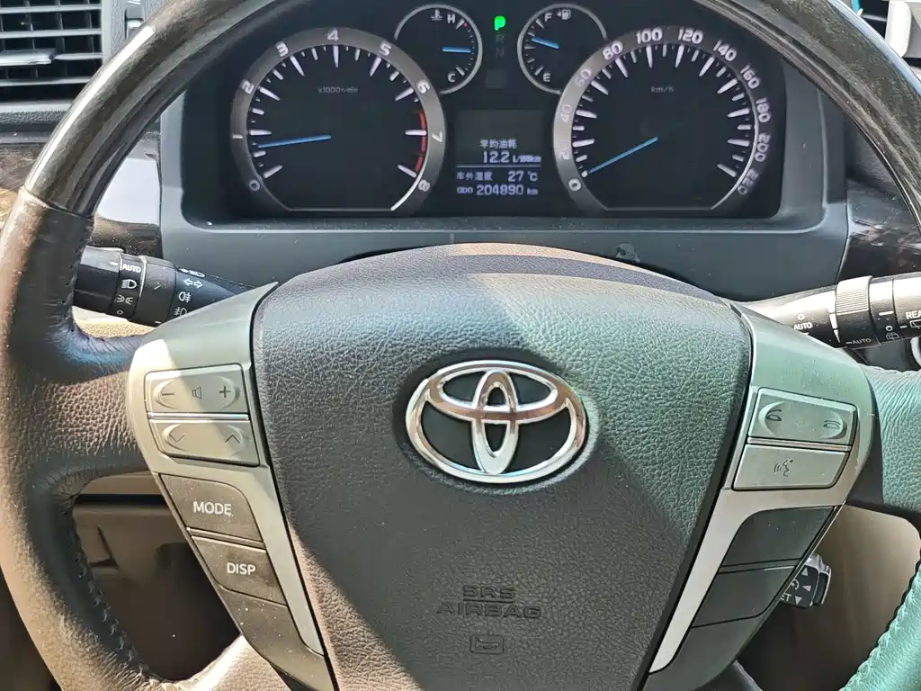 Toyota Alphard 2013 — фото 22