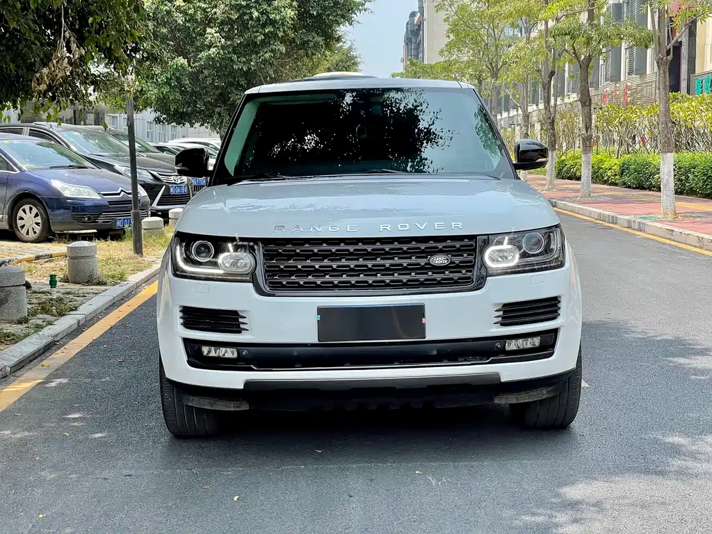Land Rover Range Rover 2015 — фото 1