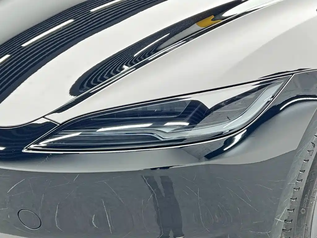 Tesla Model 3 2023 — фото 11