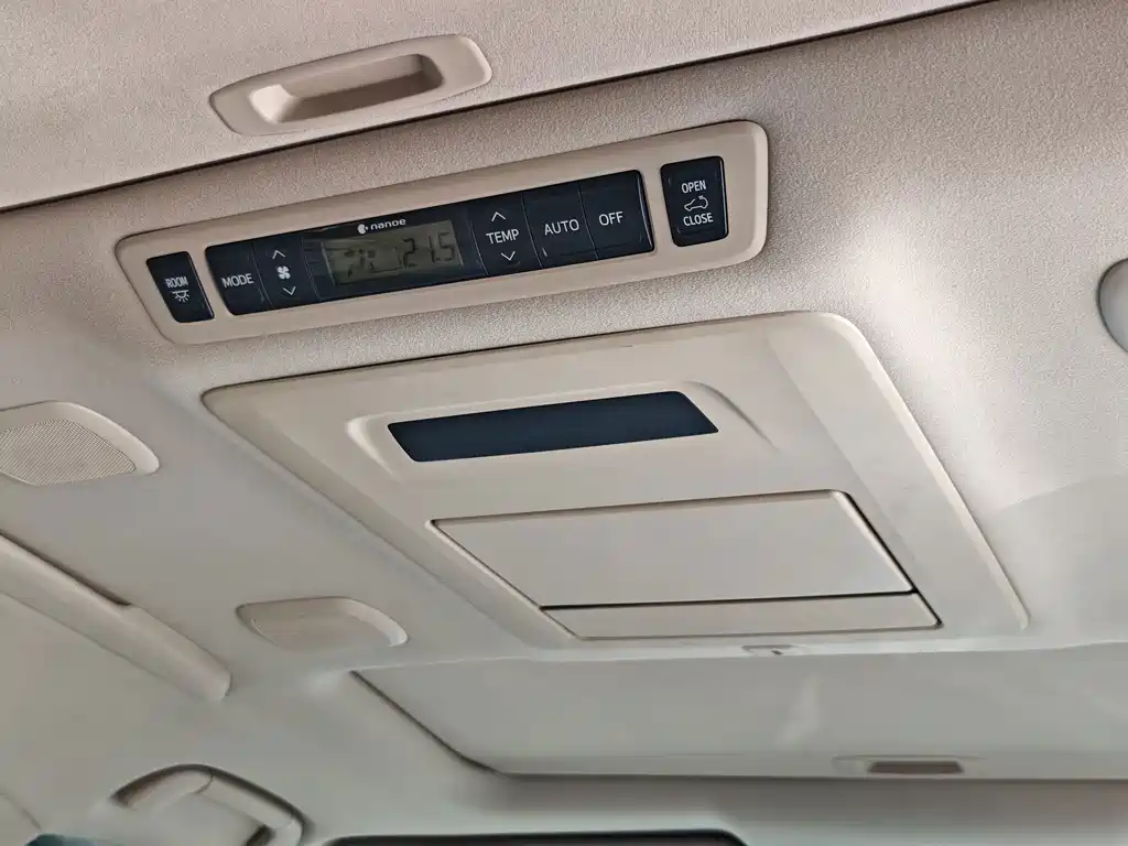 Toyota Alphard 2013 — фото 15