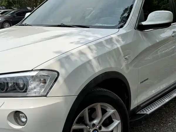 BMW X3 2011