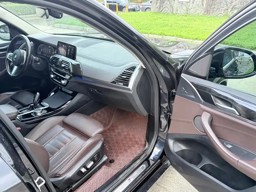 BMW X3 2021