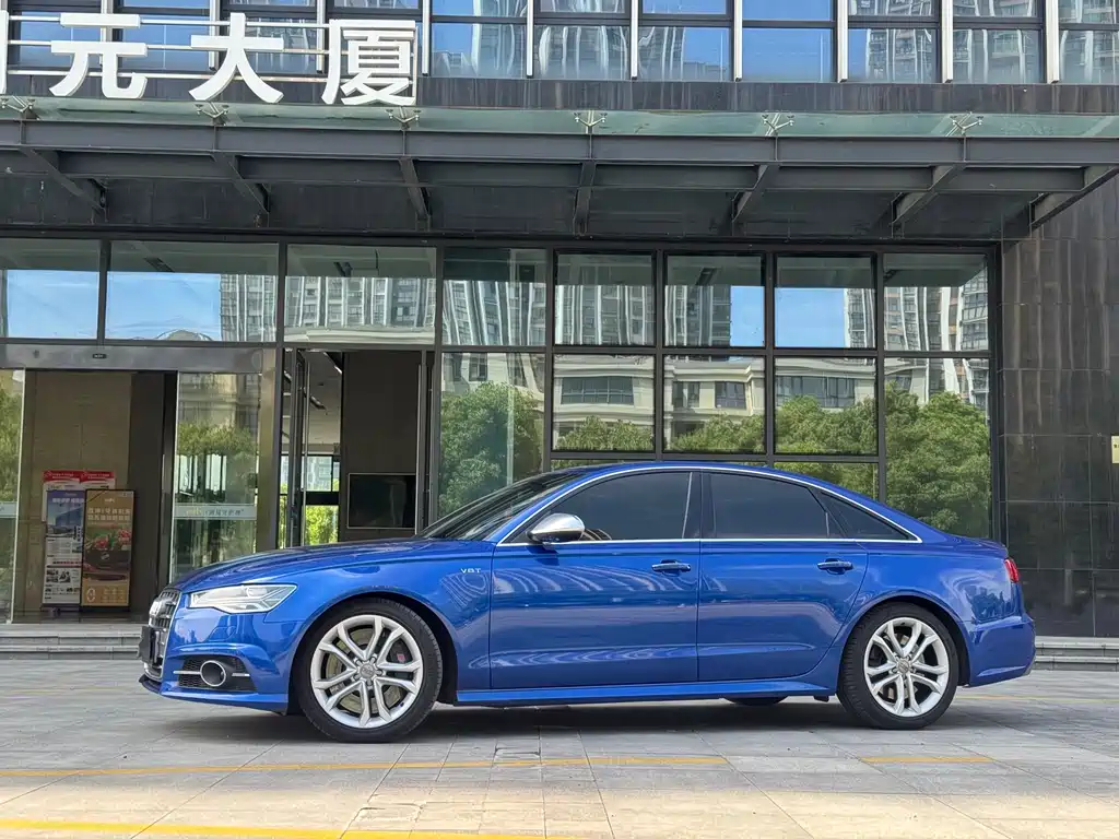 Audi S6 2016 — фото 5