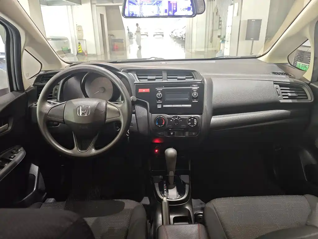Honda Fit 2016 — фото 12