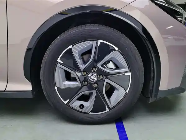 Toyota bZ3 2023